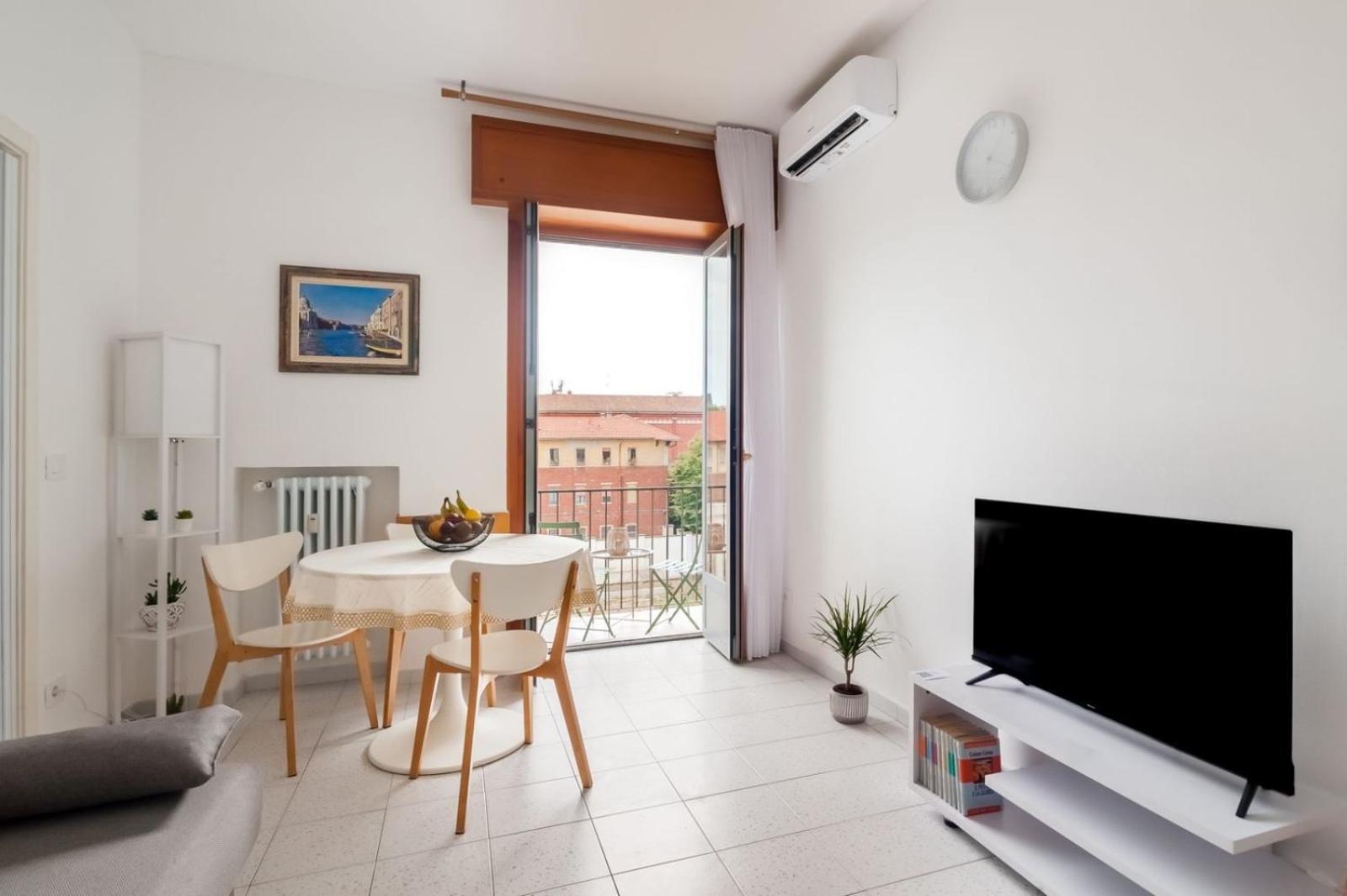 Apartment Myhome Mailand